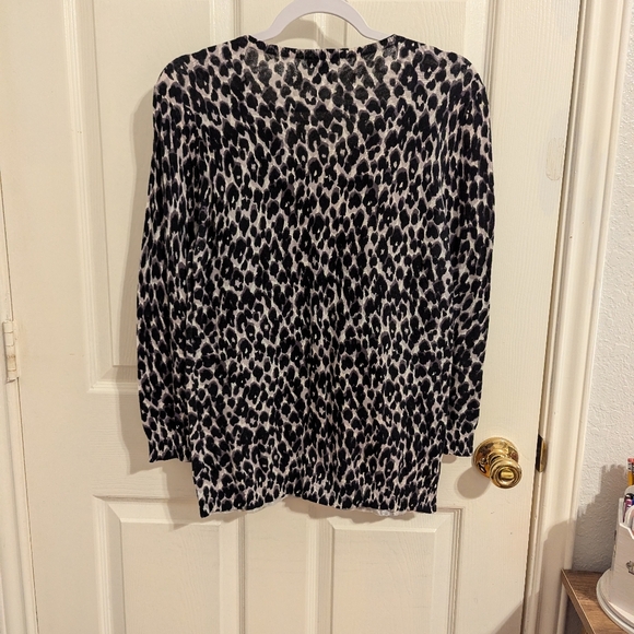 🌟3for$15 Ann Taylor Women's Button Up Sweater - Picture 5 of 13